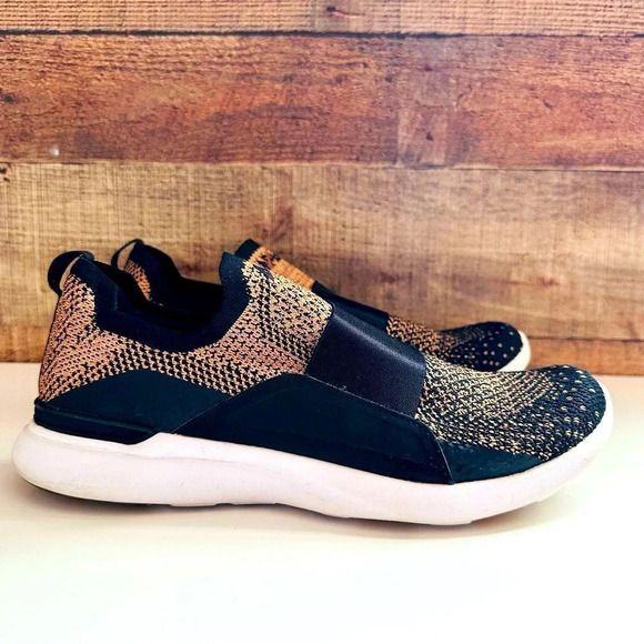 APL Lululemon Women’s TechLoom Bliss Black/Rose Slip Ons - Picture 3 of 10